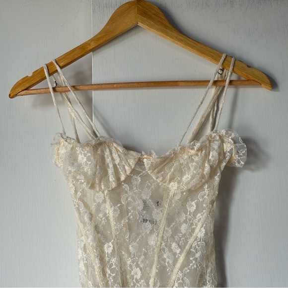 Free People If You Dare Lace Bodysuit in Ivory - Picture 6 of 9